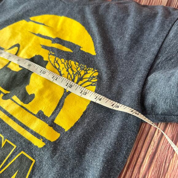 Preowned Disney The Lion King Hakuna Matata T-shirt Kids 8 Medium - Picture 6 of 7